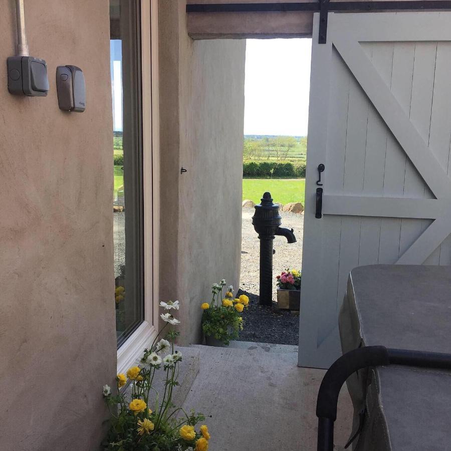 The Hay Loft, The Dark Hedges, Ballycastle With Hot Tub Stranocum Exterior foto