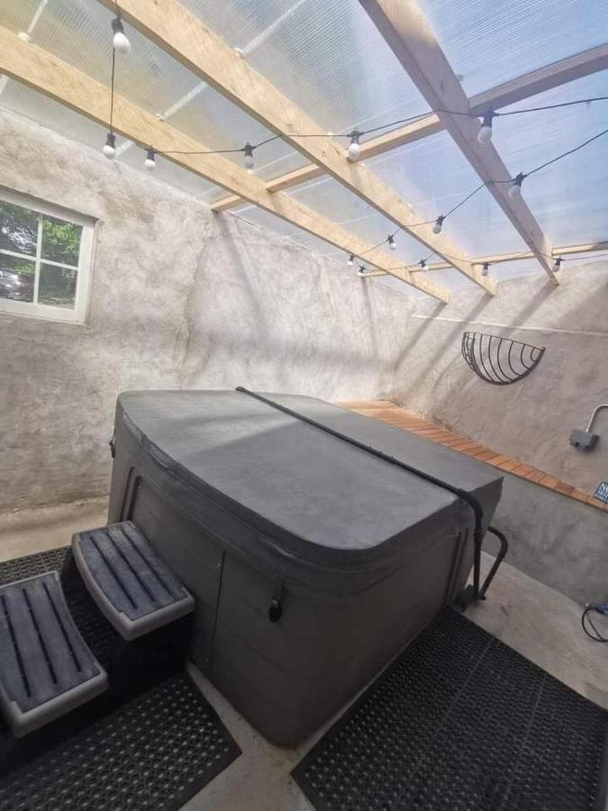 The Hay Loft, The Dark Hedges, Ballycastle With Hot Tub Stranocum Exterior foto